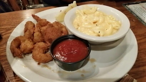 American Restaurant «Cracker Barrel Old Country Store», reviews and photos, 1048 South St #40, Wrentham, MA 02093, USA