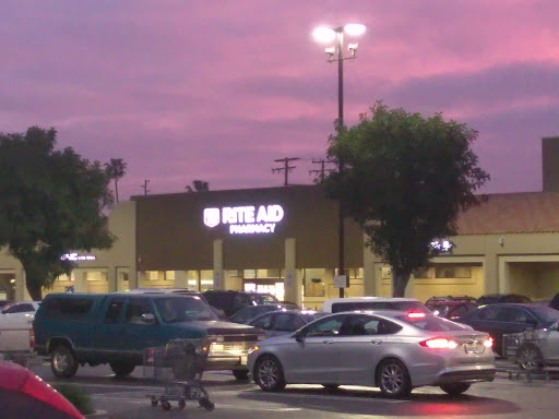 Shopping Mall «Brookhurst Shopping Center», reviews and photos, 2297 W Ball Rd, Anaheim, CA 92804, USA
