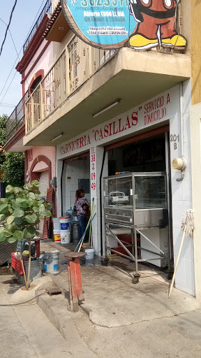 Pollo Feliz, Calle Mariano Barcenas #22, Centro, 48900 Autlán de Navarro, Jal., México, Restaurante de comida para llevar | JAL