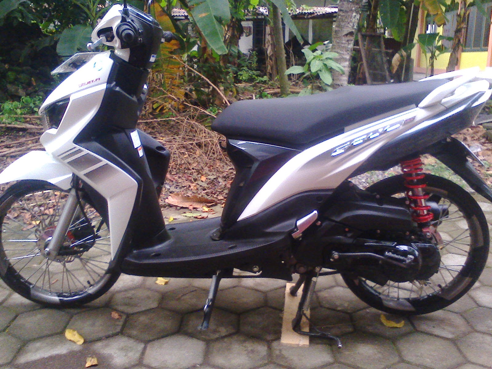  Modifikasi Mio Gt Warna Putih Thecitycyclist