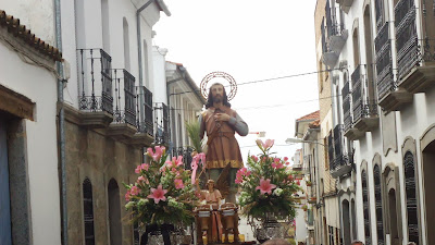 S.Isidro durante la procesión 2013. Foto: Pozoblanco News, las noticias y la actualidad de Pozoblanco (Córdoba), a 1 click. Prohibido su uso y reproducción * www.pozoblanconews.blogspot.com