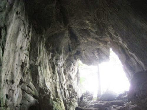 Prehistoric Cave Burials Discovered In Vietnam