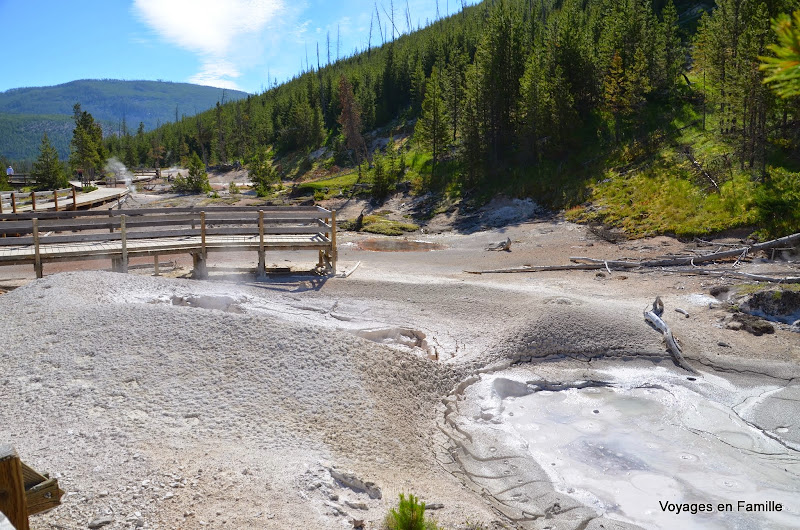 yellowstone artist paint pot