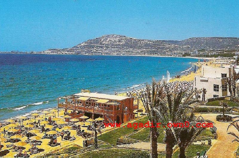 شاطئ اكادير قبل وبعد الزلزال سنة 1960 55