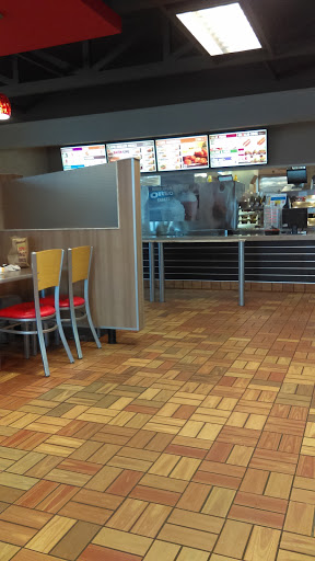 Fast Food Restaurant «Burger King», reviews and photos, 1616 N Larkin Ave, Crest Hill, IL 60403, USA