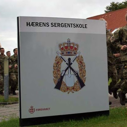 Hærens Sergentskole logo