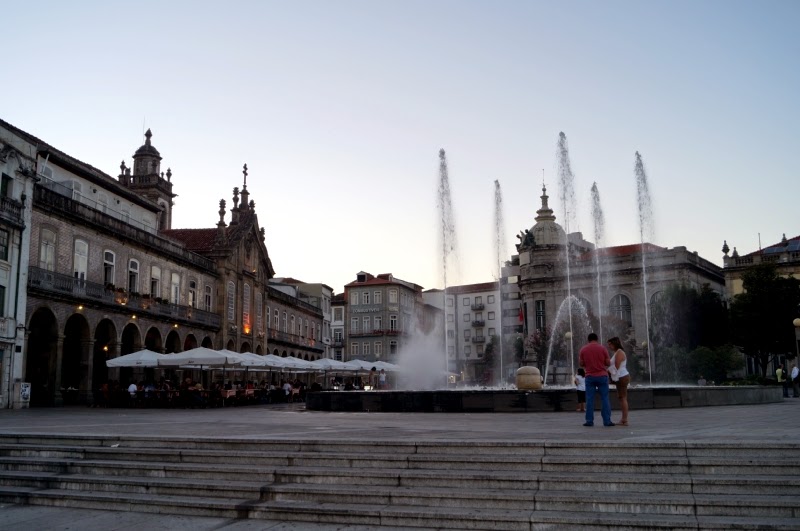 16/08- Braga, Briteiros y Guimaraes: De escaleras y los orígenes de Portugal - Descubre conmigo el Norte de Portugal (80)