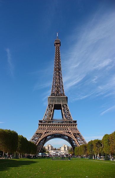 Tháp Eiffel ở Paris | Những ngày hưu trí