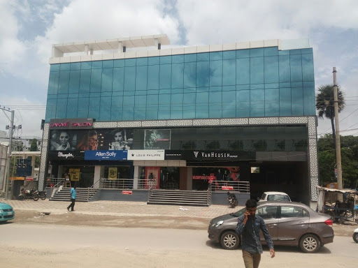Van Heusen Factory Outlet, 3-4-37, Entrance Road, Green Park, Jeedimetla, Near Bajaj Electronics, Hyderabad, Telangana 500067, India, Factory_Outlet_Shop, state TS