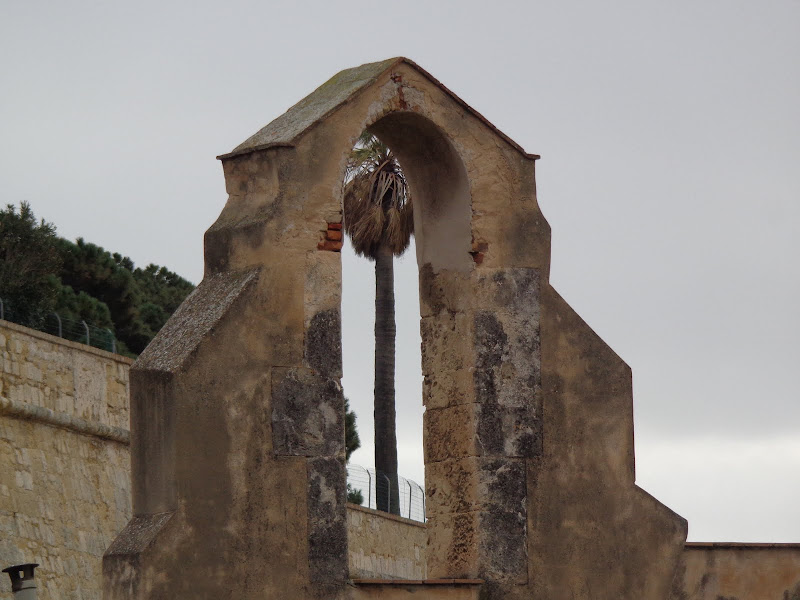 А включите-ка мне усилители качки! А подайте-ка белых пиджаков. Costa Paсifica февраль 13г