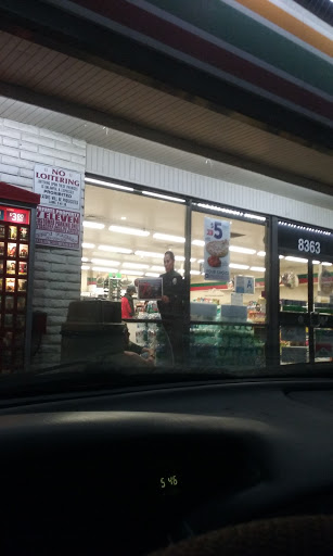 Convenience Store «7-Eleven», reviews and photos, 8363 Foothill Blvd, Sunland-Tujunga, CA 91040, USA