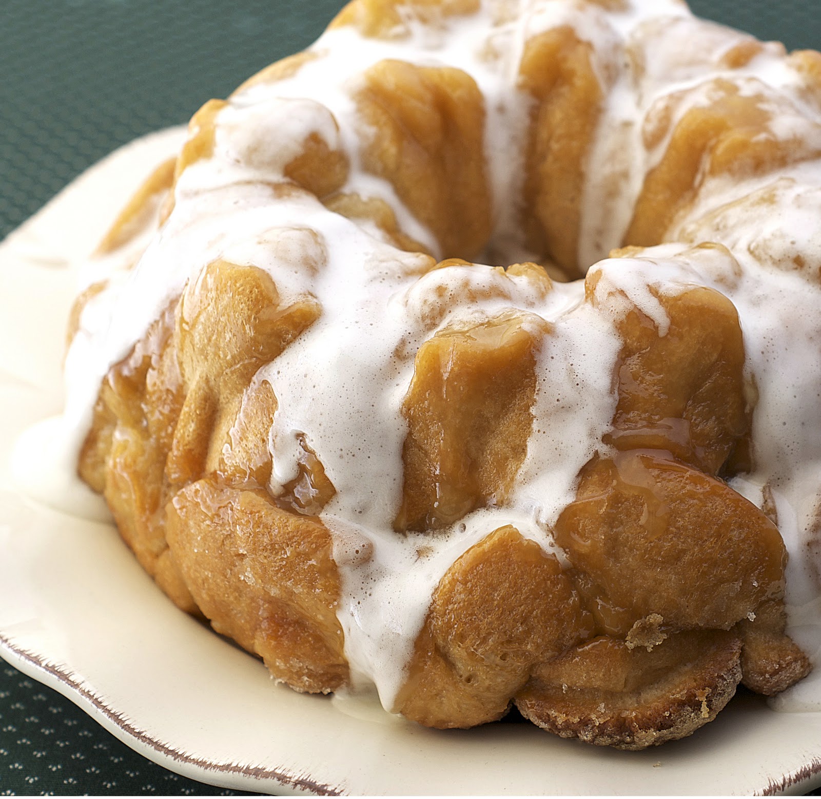 Fluffernutter Monkey Bread