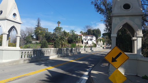 Shakespeare Bridge Garden