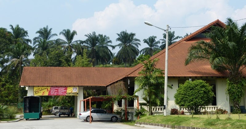 Bukit Kinding Resort