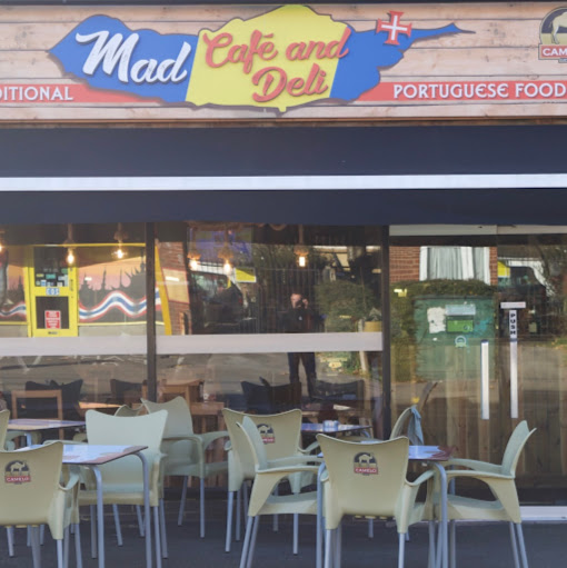 Mad cafe and deli