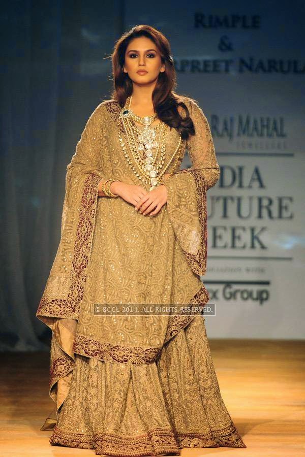 Bollywood actress Huma Qureshi walks the ramp for Rimple and Harpreet on Day 6 of India Couture Week, 2014, held at Taj Palace hotel, New Delhi.