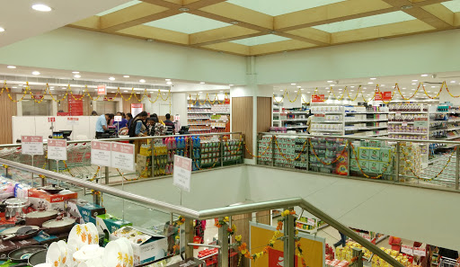 Kalyan Hypermarket, Thottekat Rd, Shenoys, Ernakulam, Kerala 682011, India, Hypermarket, state KL