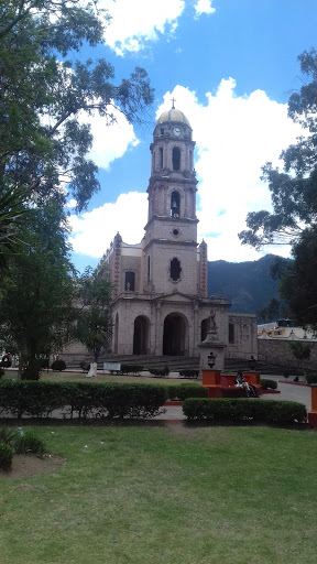 De San Miguel Ancargel, Calle Alfredo del Mazo, Centro, 50400 Temascalcingo de José María Velasco, Méx., México, Iglesia católica | EDOMEX