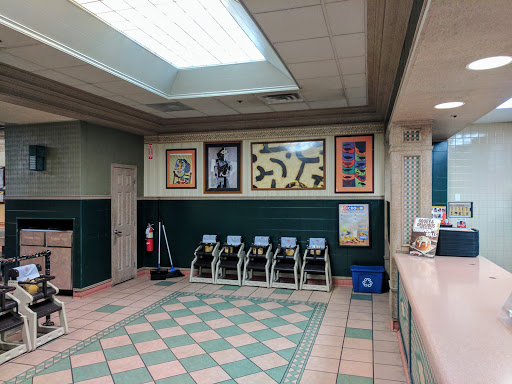 Fast Food Restaurant «Burger King», reviews and photos, 155 Woodbridge Center Dr, Woodbridge, NJ 07095, USA