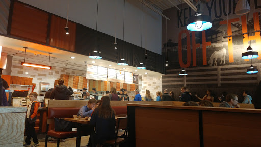 Pizza Restaurant «Blaze Pizza», reviews and photos, 4118 Summit Plaza Dr, Louisville, KY 40241, USA