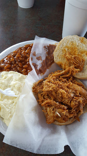 Barbecue Restaurant «Bar-B-Q Hut», reviews and photos, 594 Reynolds Rd, Glasgow, KY 42141, USA