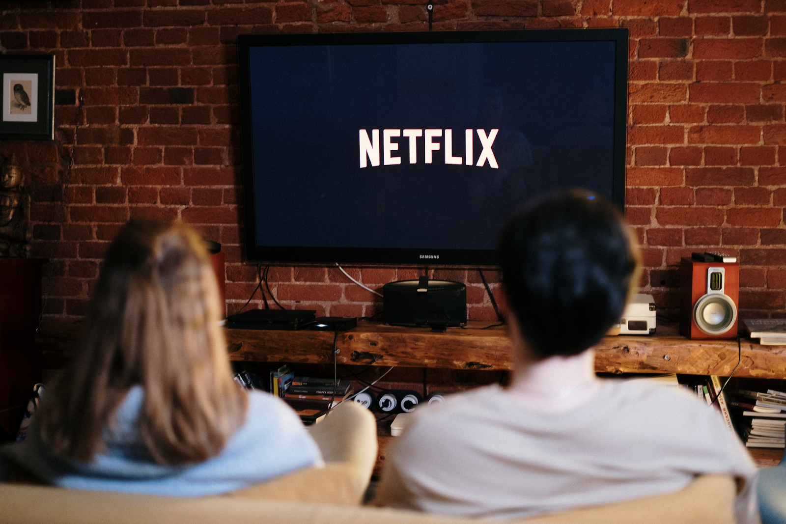 Companies like Netflix allow customers to cancel subscriptions any time