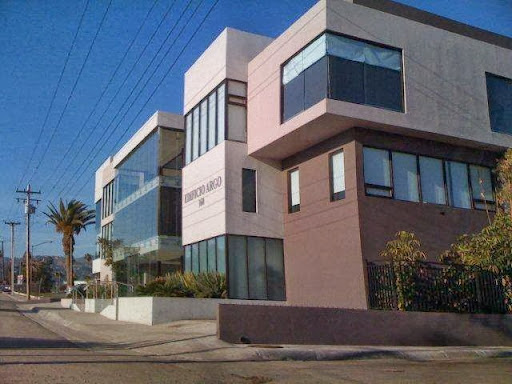 Anda Enrique DDS, Blvd Las Dunas 160 Suite 104, Edifico argo, 22880 Ensenada, B.C., México, Dentista | BC