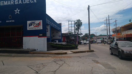 Proveedora de Refacciones Casemar, Central Norte 48, Huixtla Centro, 30640 Huixtla, Chis., México, Tienda de repuestos para carro | CHIS