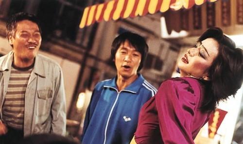 "Duy Ngã Độc Tôn" - Triệu Vy hát tuyên truyền cho phim Thiếu Lâm Túc Cầu (2001)