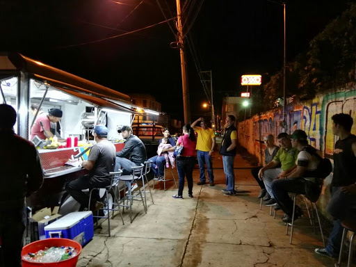 A la Burger, Calle J. Cruz Ramírez 572, San Antonio El Alto, 47600 Tepatitlán de Morelos, Jal., México, Restaurante de comida rápida | JAL