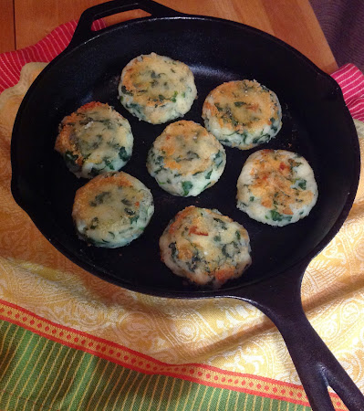 Kotleciki ziemniaczane ze szpinakiem i parmezanem,szpinak,ziemniaki,parmezan 