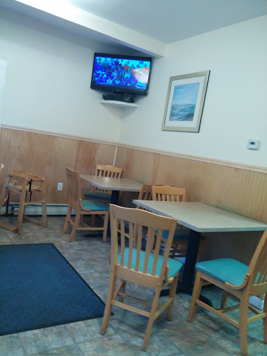 Pizza Restaurant «Blue House Derry», reviews and photos, 21 Birch St, Derry, NH 03038, USA