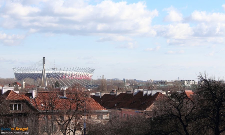 widok na stadion narodowy  w Warszawie