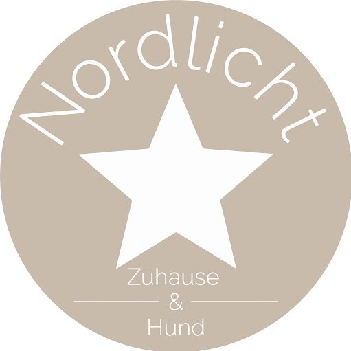 Nordlicht Zuhause & Hund