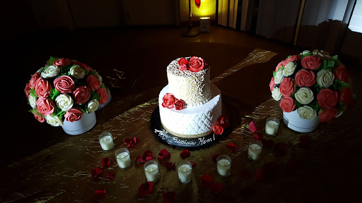 Wedding Bakery «Fantasy Cakes & Fine Pastries», reviews and photos, 122 S Orchard Ave, Vacaville, CA 95688, USA