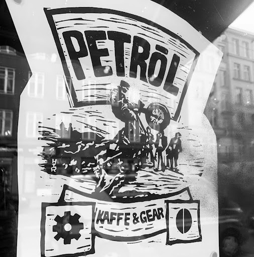 Petról Kaffe & Gear
