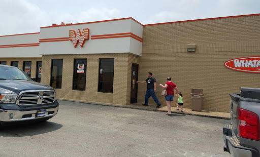 Restaurant «Whataburger», reviews and photos, 202 S Interstate Hwy 35, Georgetown, TX 78628, USA