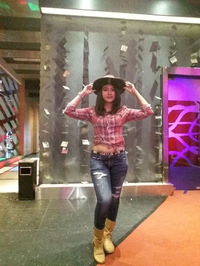 Photos of CROWNERS PUB & KTV SAMARINDA