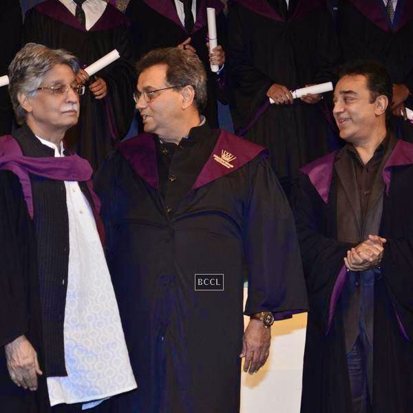 Bollywood filmmaker and founder Whistling Woods International Subash Ghai and actor Kamal Hassan during Whistling Woods International's 7th Annual convocation in Mumbai. (Pic: Viral Bhayani)