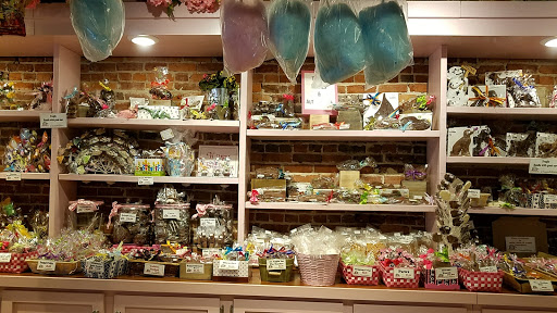 Candy Store «Lazy Dog Chocolateria», reviews and photos, 111 Mill St, Grass Valley, CA 95945, USA