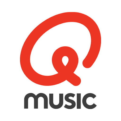 Q Beach House logo