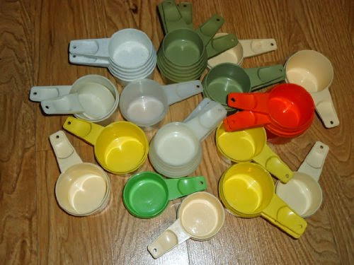  Tupperware Vintage Measuring Cup in Sheer White 3/4 (One Cup Only)