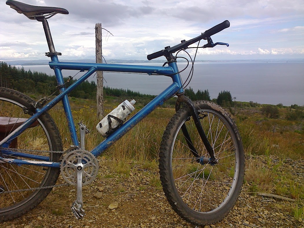 Brodick+Castle+climb+-+view+to+the+mainland.jpg