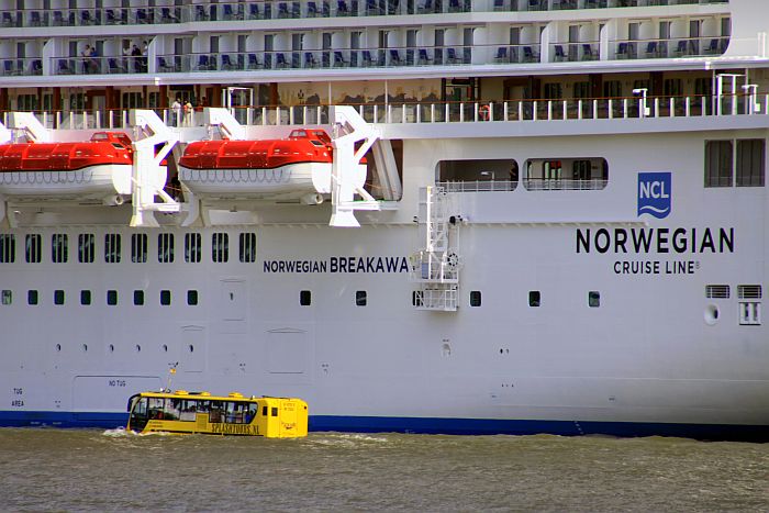 NCL - Norwegian Breakaway