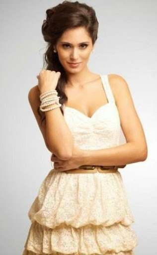 Bruna Abdullah Photos