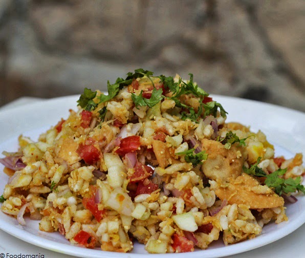 Bhel Puri Recipe | How to make Bombay Street Food Chaat Bhel Poori by Kavitha Ramaswamy from Foodomania.com | Easiest Mumbai Street Food Recipe ever! | Bhel Puri Made Easy & Healthy
