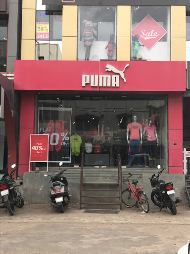 PUMA Store, Plot # 53, 53A, DBZ Bldg, Jhanda Chowk, Main Market, Ward 12A, Gandhidham, Gujarat 370201, India, Football_Shop, state GJ