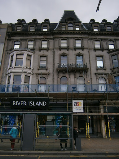 River Island