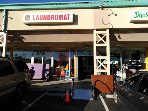 Laundromat «Laundry Garage», reviews and photos, 2707 El Camino Ave, Sacramento, CA 95821, USA