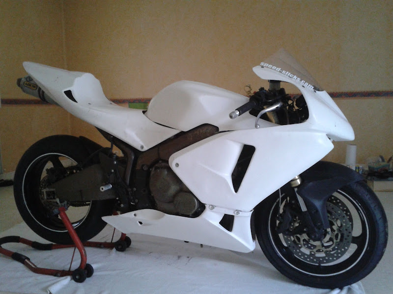 travaux d'hiver sur mon cbr600rr de 2005 2011-12-01%25252014.59.20